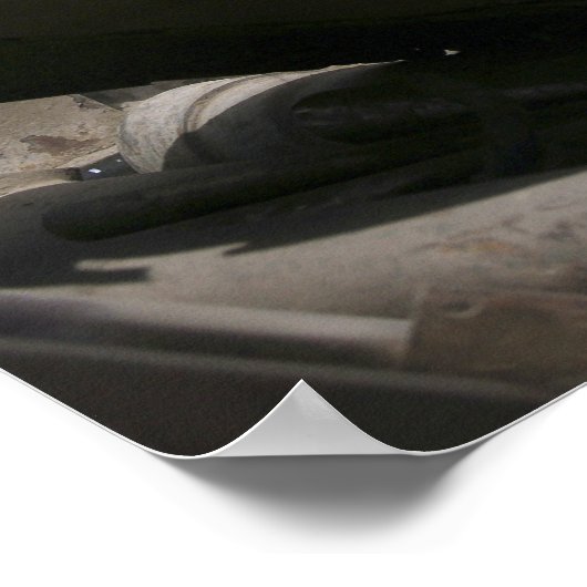 Een militair politieagent gebruikt een breekt rond poster (Hoek)