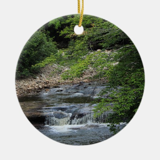 Een miniatuurWaterval Keramisch Ornament (Voorkant)
