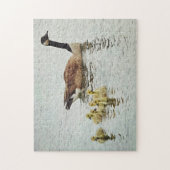 Een Moeder Goose en haar Baby Goslings Natuur Legpuzzel (Verticaal)