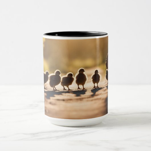 Een moederkip en haar kuikens mok (Midden)