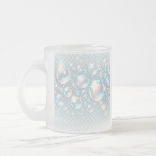 Een mok met bubbelprint en matte afwerking (Links)