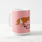 Een mok met een poep. (Voorkant links)