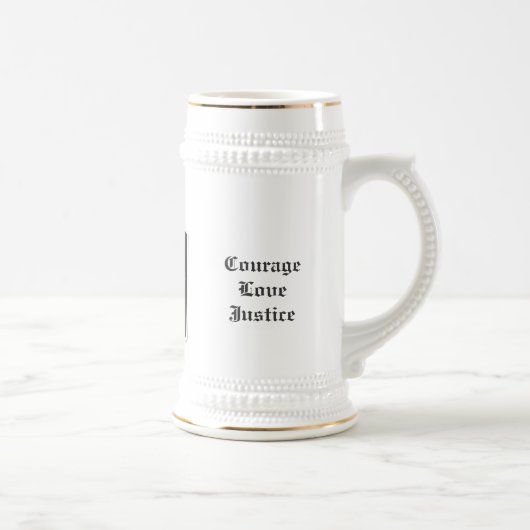 Een mok met uw eigen wapenschild (Rechts)