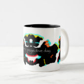 Een Mok van een projectiedag hebben (Voorkant rechts)