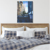 Een moment stilte in de stadsgrenzen canvas afdruk (Insitu (Slaapkamer))