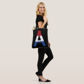 Een Monogram Overlaid op NLD Vlag op bk stent Tote Bag (Op model)