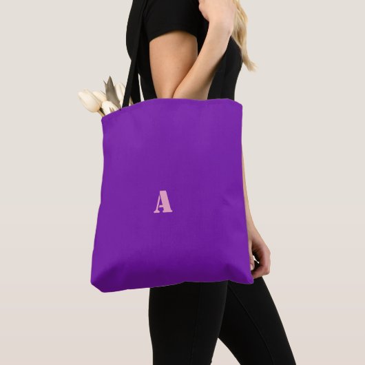 Een monogram Paarse Tote Bag (Dichtbij)