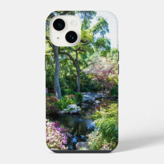 een mooi lentelandschap in een Japanse tuin iPhone 14 Hoesje