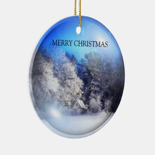 Een mooi sneeuwafbeelding keramisch ornament (Rechts)