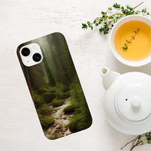 Een mooie bosstroom Case-Mate iPhone 14 hoesje
