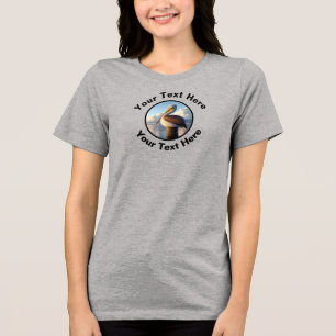 Een mooie bruine pelikaan met aangepaste tekst Tri-Blend shirt