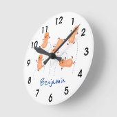 Een mooie cartoon van een pinda's ronde klok (Hoek)