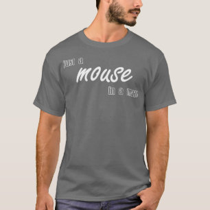 Een muis in een doolhof t-shirt