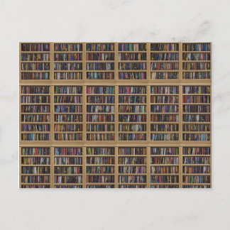 Een muur vol boekenkasten vol boeken briefkaart