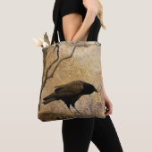 Een mysterieuze raaf tote bag (Dichtbij)