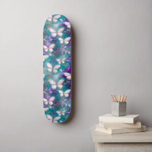 Een mystieke vlinder serie ontwerp 1 persoonlijk skateboard