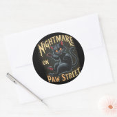 Een nachtmerrie in de duisternis van de straat ronde sticker (Envelop)