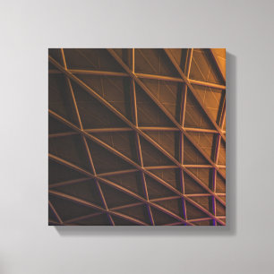 Een netwerk van stalen balken op een verlichte gev canvas afdruk