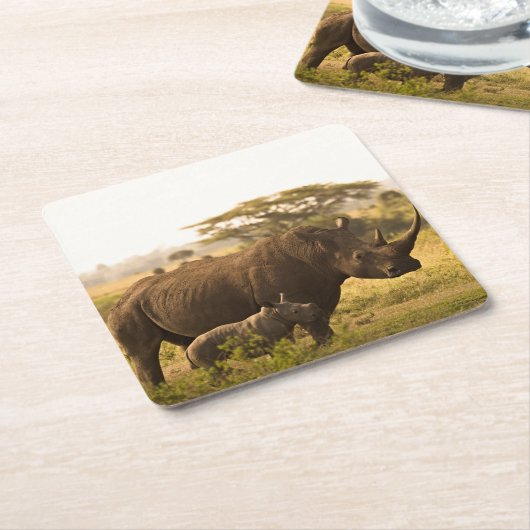 Een neushoorn met haar baby kartonnen onderzetters (Schuin)