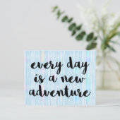 Een nieuw avontuurcitaat briefkaart (Staand voorkant)