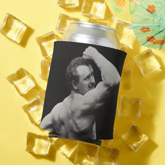 Een nieuwe functie van StrongMen Eugen Sandow Body Blikjeskoeler (Insitu Zomer)