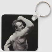 Een nieuwe functie van StrongMen Eugen Sandow Body Sleutelhanger (Achterkant)