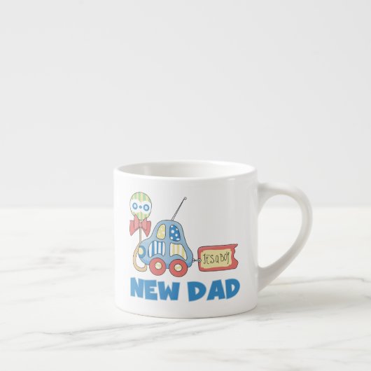 Een nieuwe papa voor auto... Het is een padvinder. Espresso Kop (Rechts)