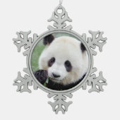 Een noel reuzenpanda, panda-wedstrijd. tin sneeuwvlok ornament (Voorkant)