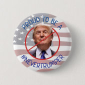 Een nooit-trump ronde button 5,7 cm (Voorkant)