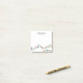 Een notitie van kleurrijke muzieknotitie over het  post-it® notes (Op bureau)