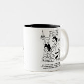 Een nutteloze gnoom in de tuin. hovenier tweekleurige koffiemok (Voorkant rechts)