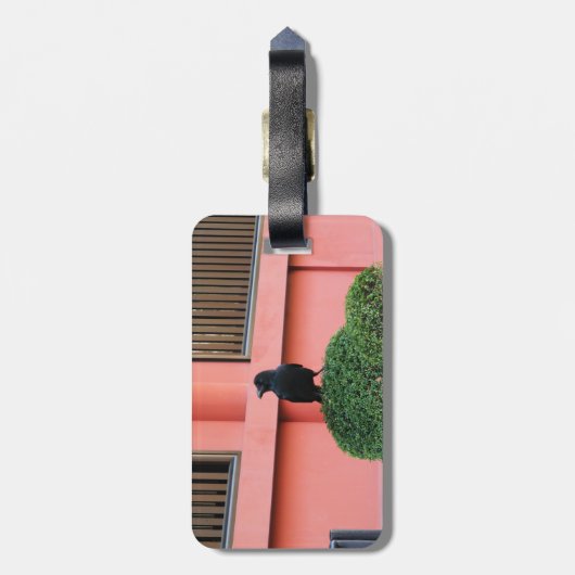 Een Oerwoud met grote vulling bedekt een baars op  Bagagelabel (Achterkant verticaal)