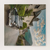Een oldtimer geparkeerd in een schilderachtig dorp legpuzzel (Horizontaal)