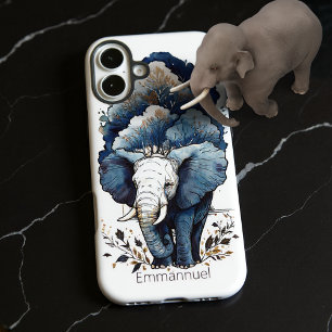 Een olifant loopt onder de bomen iPhone 16 plus hoesje