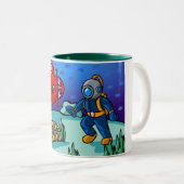 Een onderwateravontuur tweekleurige koffiemok (Voorkant rechts)