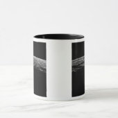 Een onecht landschap van de maan van Saturnus Mok (Midden)