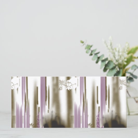 Een ongerept meer genesteld tussen besneeuwde berg menu (Staand voorkant)