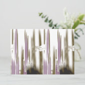 Een ongerept meer genesteld tussen besneeuwde berg save the date (Staand voorkant)