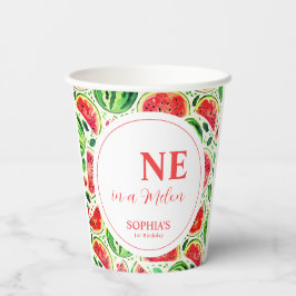 Eén op de eerste dag van een meloen papieren bekers