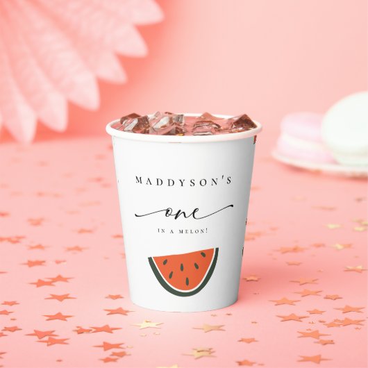 Een op de eerste verjaardag van een meloen papieren bekers (Insitu)