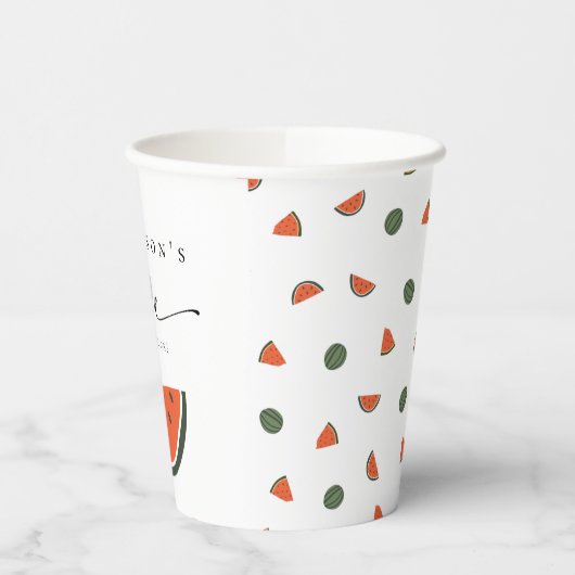 Een op de eerste verjaardag van een meloen papieren bekers (Links)