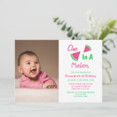 Eén op een meloen op de eerste verjaardag kaart (Staand voorkant)