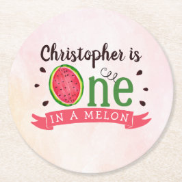 Eén op een meloen op de eerste verjaardag ronde kartonnen onderzetter