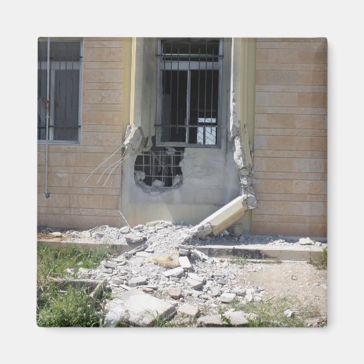 Een op een raket geprojecteerde renade magneet (Voorkant)