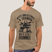Een opa die ook een drummer grappigheidsprijs is v t-shirt (Voorkant)