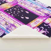 Een open  venster met slangen tegen een achtergron sherpa deken (3/4)