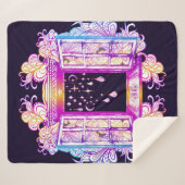 Een open  venster met slangen tegen een achtergron sherpa deken (Voorkant (horizontaal))