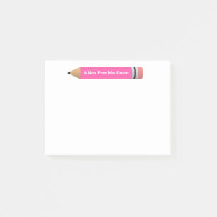 Een opmerking van de leerling-roze potlood post-it® notes