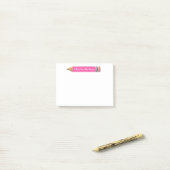 Een opmerking van de leerling-roze potlood post-it® notes (Op bureau)