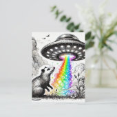 Een opossum met een paar vogels en een ufo briefkaart (Staand voorkant)